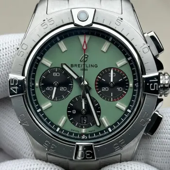 Breitling Chronomat B01 42 AB0147101L1A1 Replica - Quadrante Verde Menta