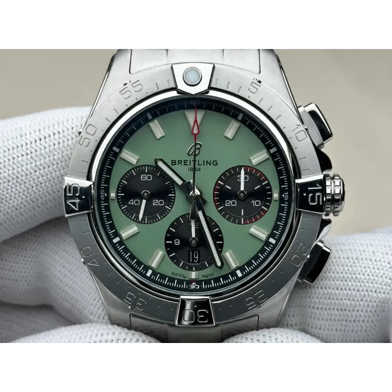 Breitling Chronomat B01 42 AB0147101L1A1 Replica - Quadrante Verde Menta