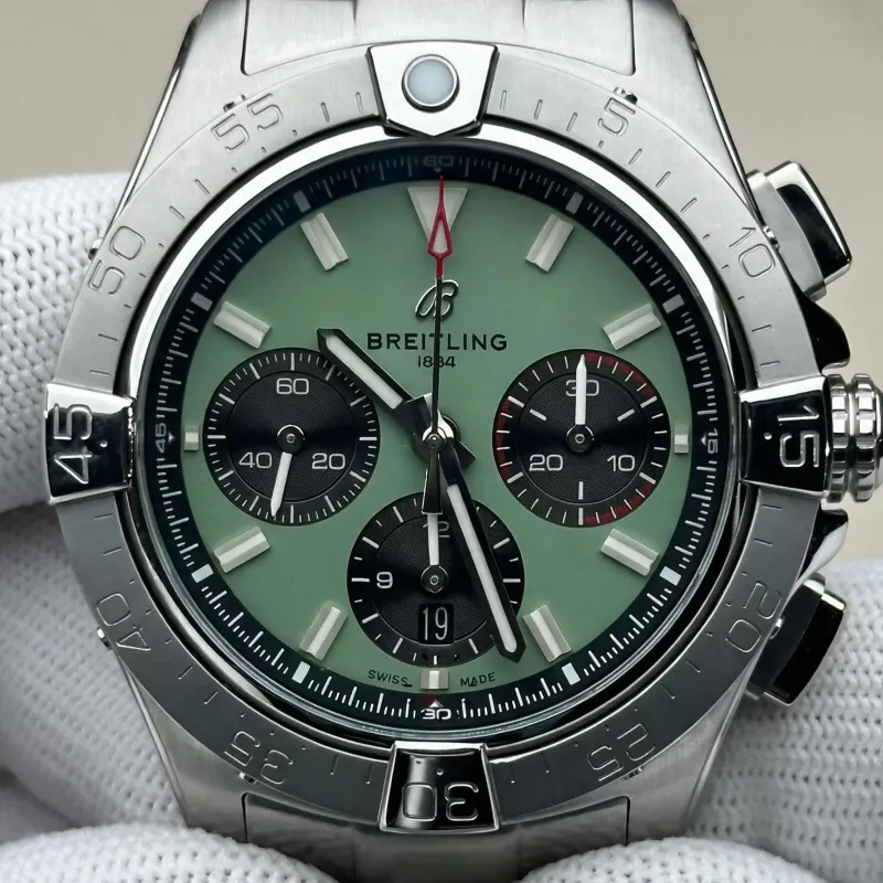 Breitling Chronomat B01 42 AB0147101L1A1 Replica - Quadrante Verde Menta