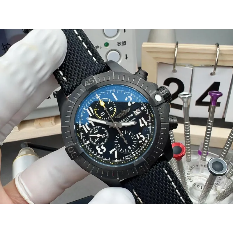 Breitling Avenger V13317101B1X1 Replica - Quadrante Nero Lunetta Scanalata