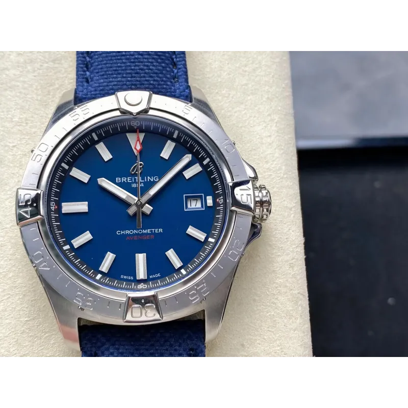 Breitling Avenger A17328101C1X1 Replica - Quadrante Blu Lunetta Scanalata