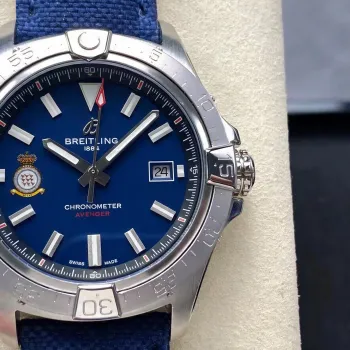 Breitling Avenger A173281A1C1X1 Replica - Quadrante Blu Lunetta Scanalata