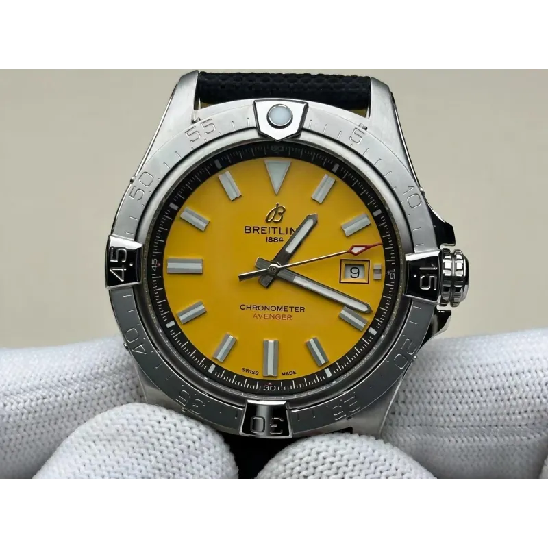Breitling Avenger A17319101I1X1 Replica - Quadrante Giallo Lunetta Scanalata