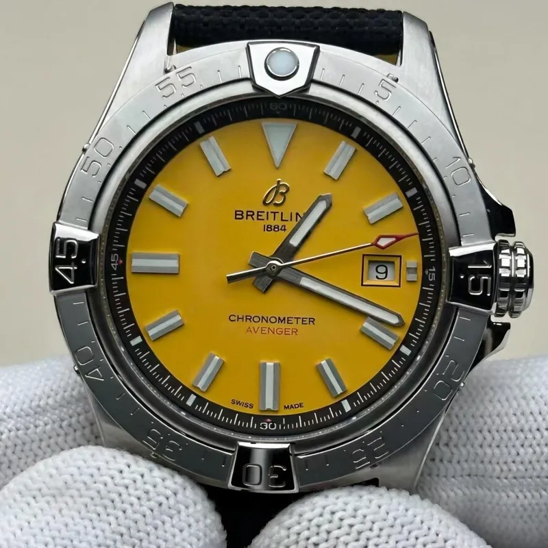 Breitling Avenger A17319101I1X1 Replica - Quadrante Giallo Lunetta Scanalata