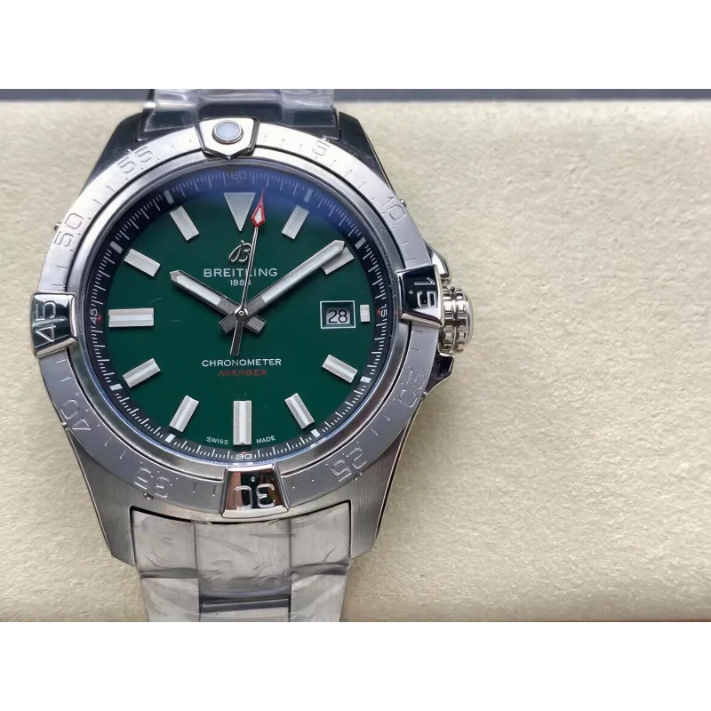 Breitling Avenger A17328101L1A1 Replica - Quadrante Verde Lunetta Scanalata