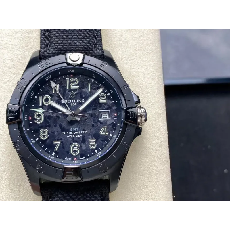 Breitling Avenger S32320101B1X1 Replica - Quadrante Nero Lunetta Scanalata