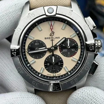Breitling Avenger B01 Chronograph 44 AB0147101A1X1 Replica - Beige Acciaio Inossidabile