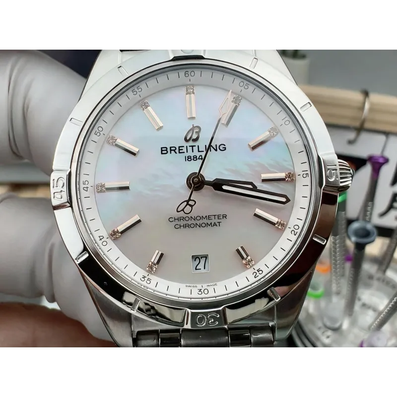 Breitling Chronomat Donna A10380101A4A1 Replica - Quadrante Madreperla Lunetta Scanalata