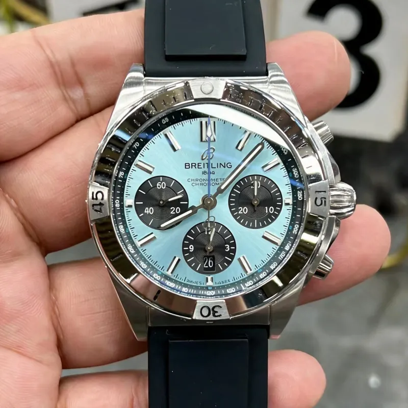 Breitling Chronomat PB0134101C1S1 Replica - Quadrante Blu Ghiaccio Lunetta Scanalata