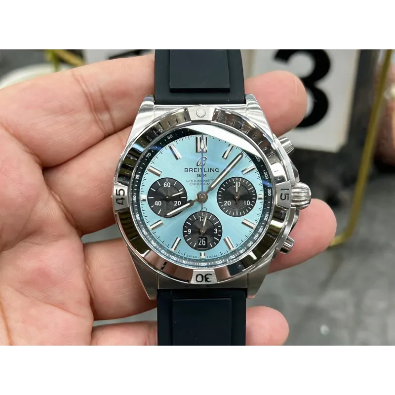 Breitling Chronomat PB0134101C1S1 Replica - Quadrante Blu Ghiaccio Lunetta Scanalata