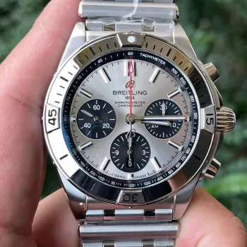 Breitling Chronomat AB0134101K1A1 Replica - Quadrante Argento Lunetta Scanalata