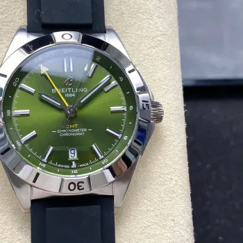 Breitling Chronomat A32398A11L1A1 Replica - Quadrante Verde Oliva Lunetta Scanalata