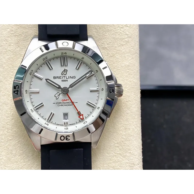 Breitling Chronomat A32398101A1A1 Replica - Quadrante Bianco Lunetta Scanalata