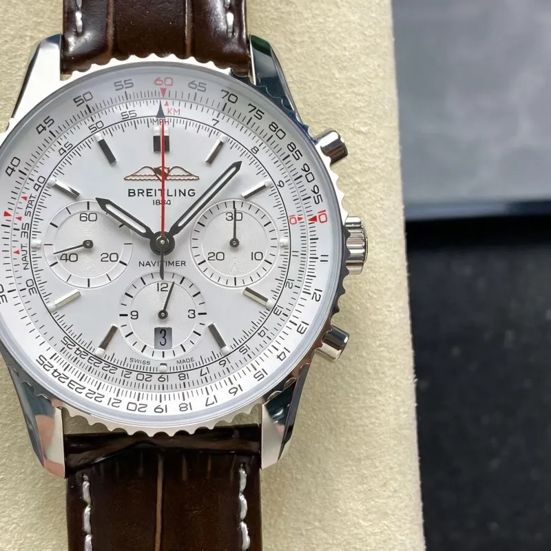 Breitling Navitimer AB0139211G1P1 Replica - Quadrante Argento Lunetta Scanalata