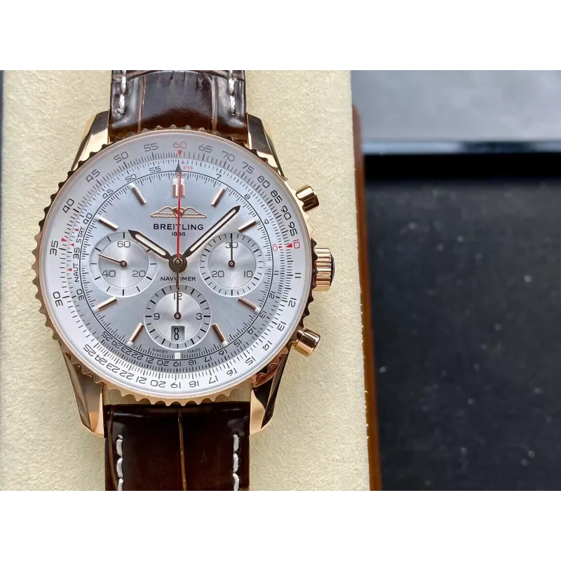 Breitling Navitimer RB0139211G1P1 Replica - Quadrante Argento Lunetta Scanalata
