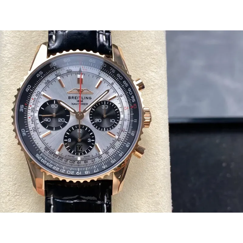Breitling Navitimer RB0137241G1P1 Replica - Quadrante Argento Lunetta Scanalata