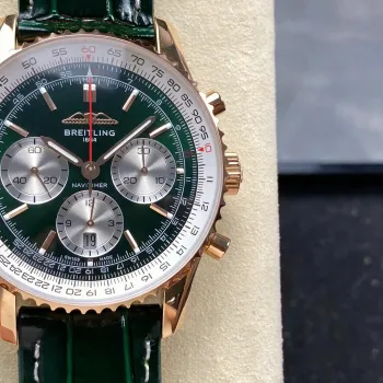 Breitling Navitimer RB01384A1L1P1 Replica - Quadrante Verde Lunetta Scanalata