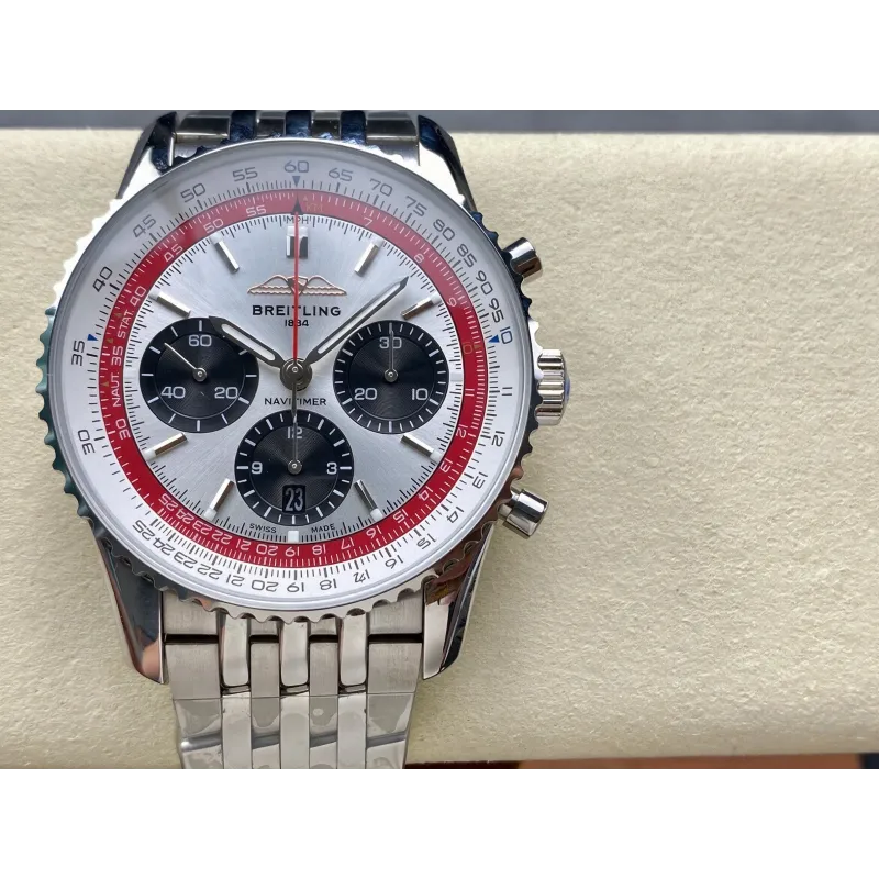 Breitling Navitimer AB01383B1G1A1 Replica - Quadrante Argento Lunetta Scanalata