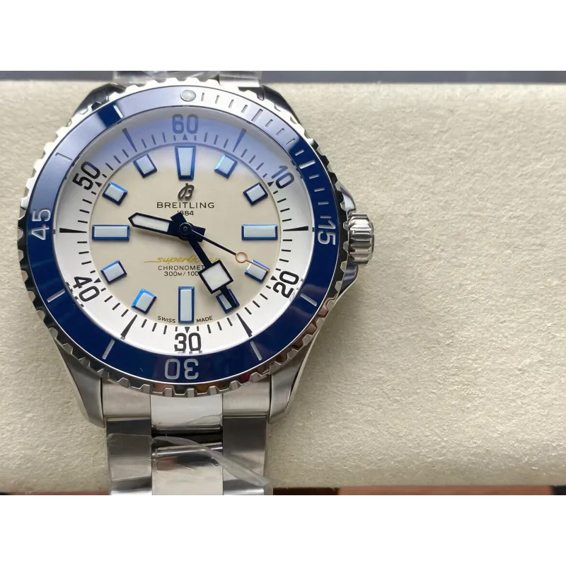 Breitling Superocean A17375E71G1A1 Replica - Quadrante Argento Acciaio Inossidabile