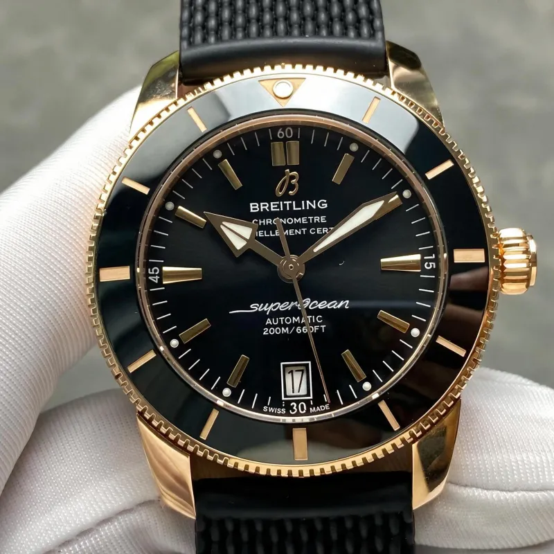Breitling Superocean Heritage RB2010121B1S1 Replica - Quadrante Nero Lunetta Scanalata