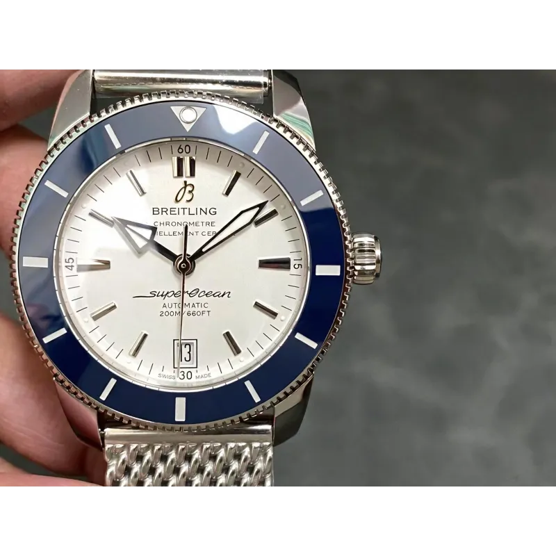 Breitling Superocean Heritage II 42 AB201016/G827-154A Replica - Quadrante Argento
