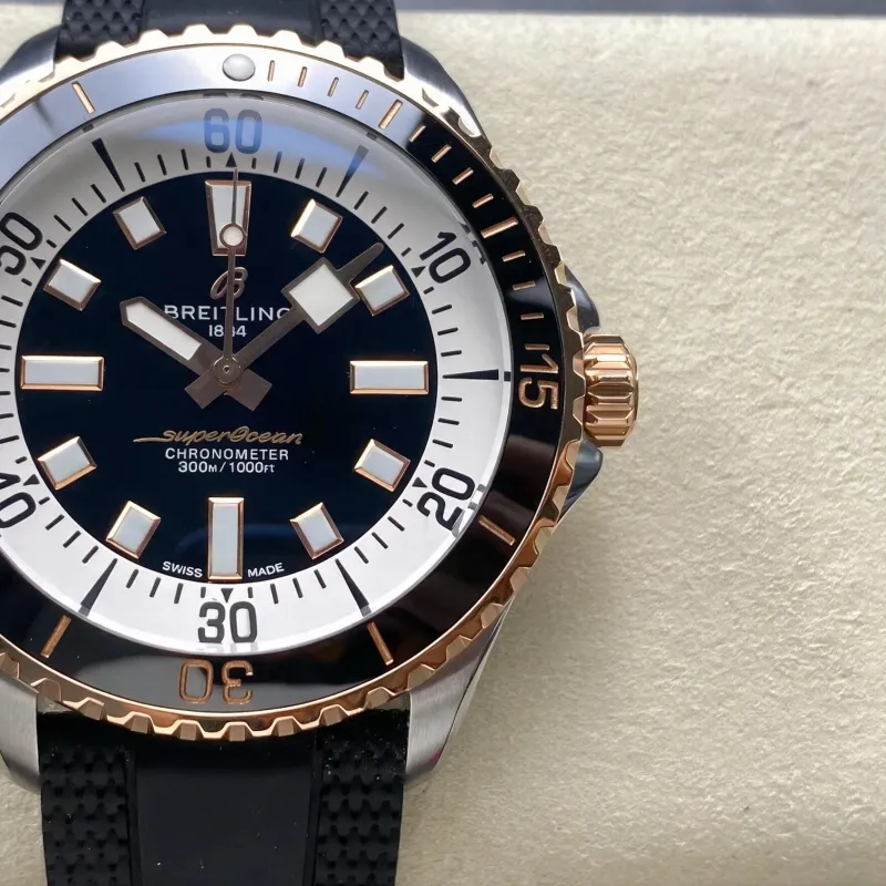 Breitling Superocean Automatic 42 U17375211B1S1 Replica - Quadrante Nero Bicolore