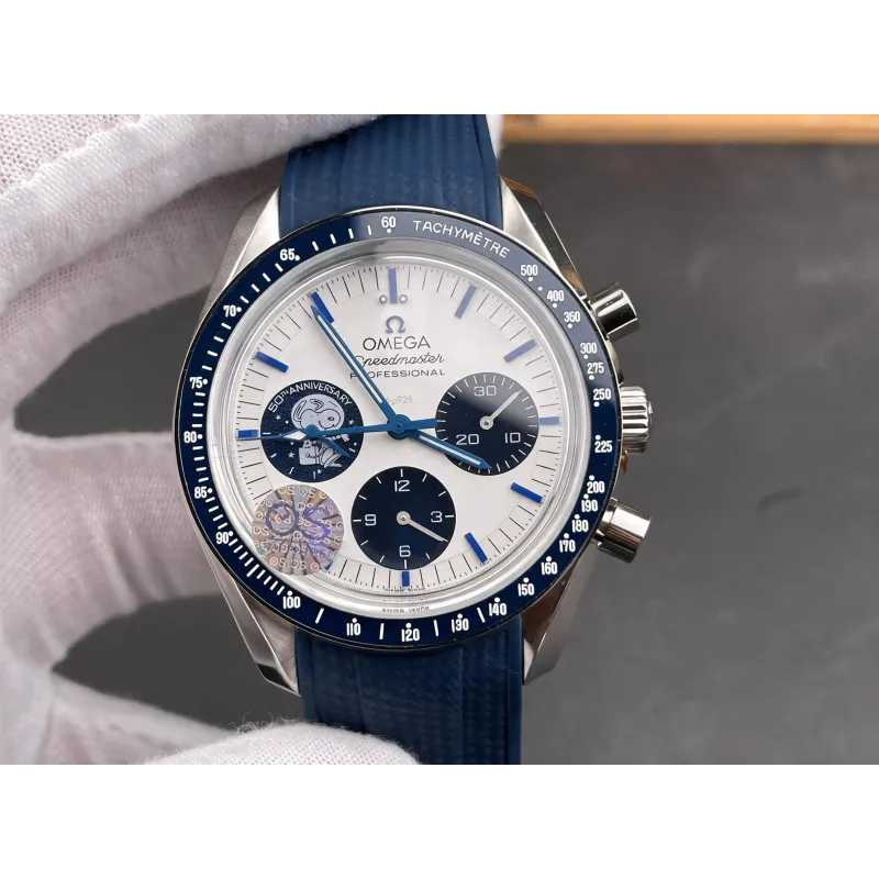 Omega Speedmaster Silver Award Snoopy 310.32.42.50.02.001 Replica - Quadrante Argento