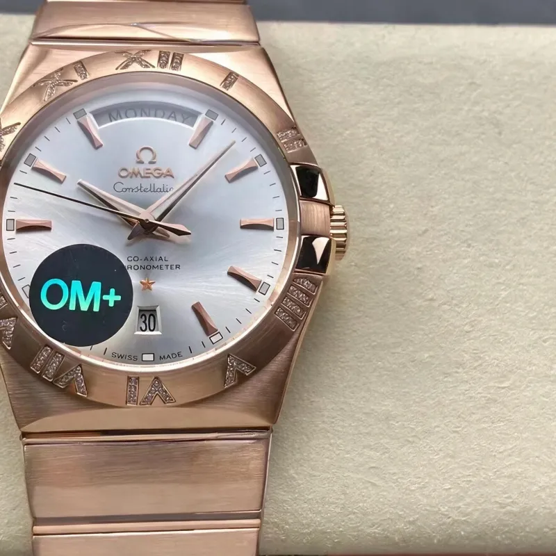 Omega Constellation 123.55.38.22.02.001 Replica - Quadrante Argento Lunetta Scanalata