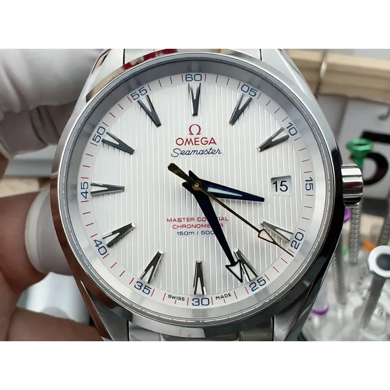 Omega Seamaster 231.10.42.21.02.004 Replica - Quadrante Argento Acciaio Inossidabile
