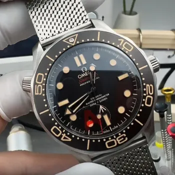 Omega Seamaster No Time To Die 210.90.42.20.01.001 Replica - Quadrante Marrone Lunetta Scanalata