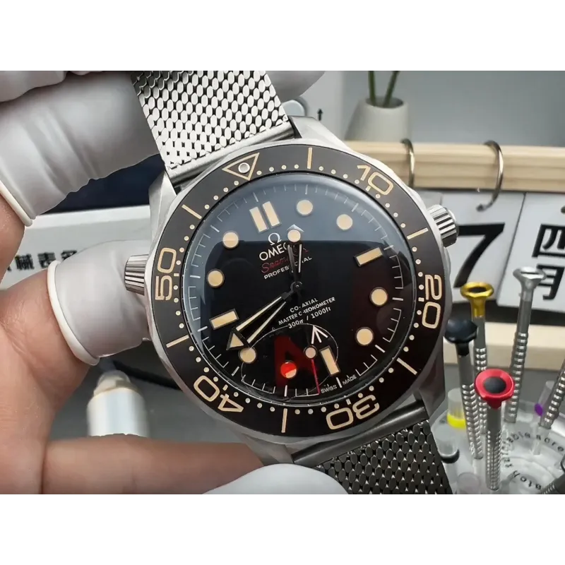 Omega Seamaster No Time To Die 210.90.42.20.01.001 Replica - Quadrante Marrone Lunetta Scanalata