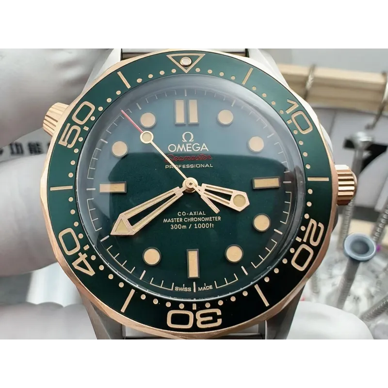 Omega Seamaster 210.92.42.20.10.001 Replica - Quadrante Verde Lunetta Scanalata