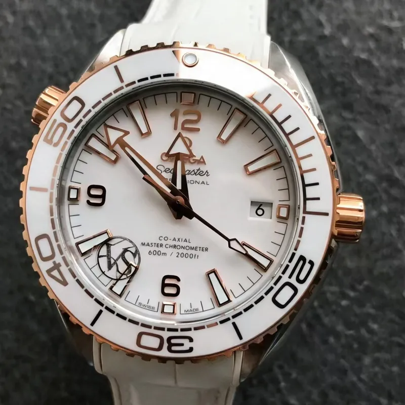 Omega Seamaster Planet Ocean 600M 215.23.40.20.04.001 Replica - Quadrante Bianco Bicolore
