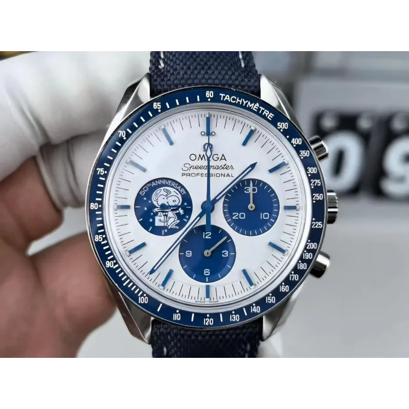 Omega Speedmaster 50th Anniversary Snoopy 310.32.42.50.02.001 Replica - Quadrante Bianco