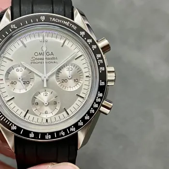 Omega Speedmaster 310.63.42.50.02.001 (RUBBER STRAP) Replica - Quadrante Argento