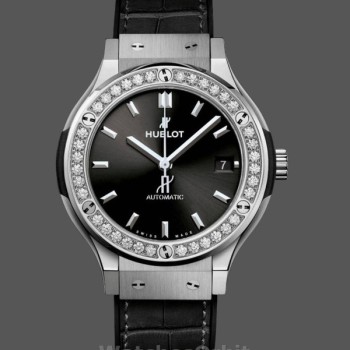 Replica Hublot Classic Fusion 38 mm in titanio e ceramica - 565.NX.1470.LR.1204 Nero