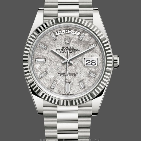 Replica Rolex Day-Date-228239, 40 mm, quadrante grigio meteorite, lunetta scanalata, grigio uomo