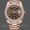 Replica Rolex Day-Date-228345RBR, 40 mm, quadrante marrone cioccolato con motivi diagonali, lunetta con diamanti, Uomo Marrone Cioccolato