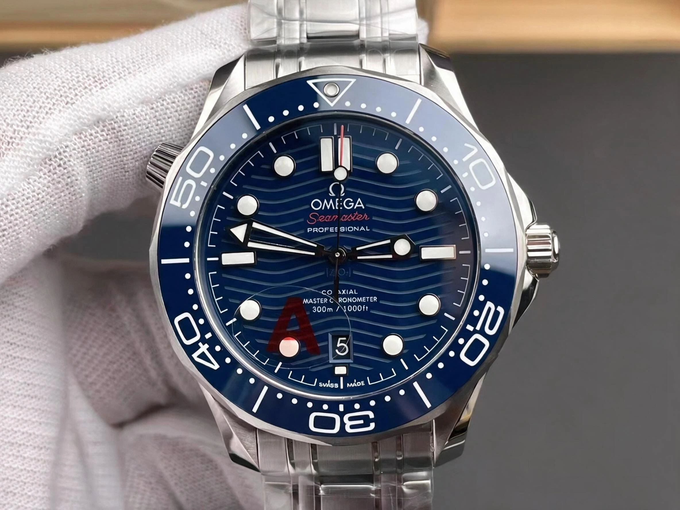 Omega Seamaster Diver 300M ceramica blu 210.30.42.20.03.001 replica
